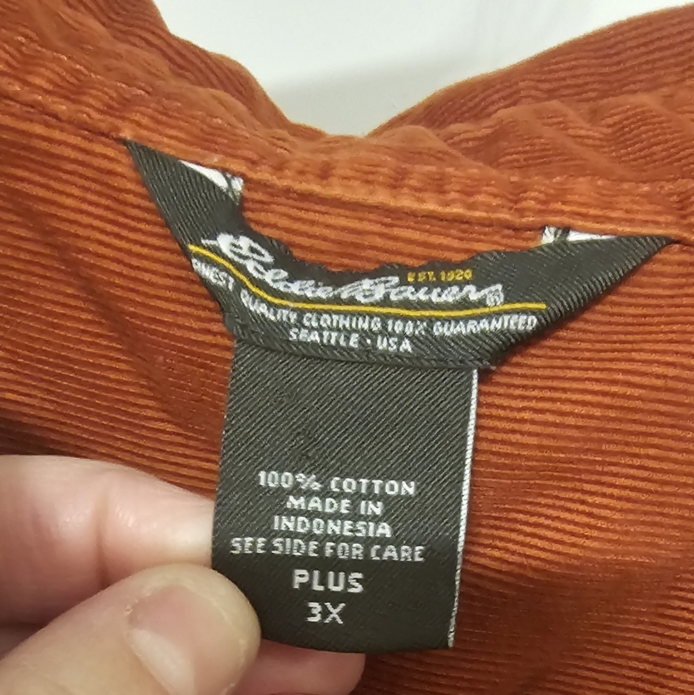 Eddie Bauer Women's Rust Button-Down Shirt - Picture 3 of 3